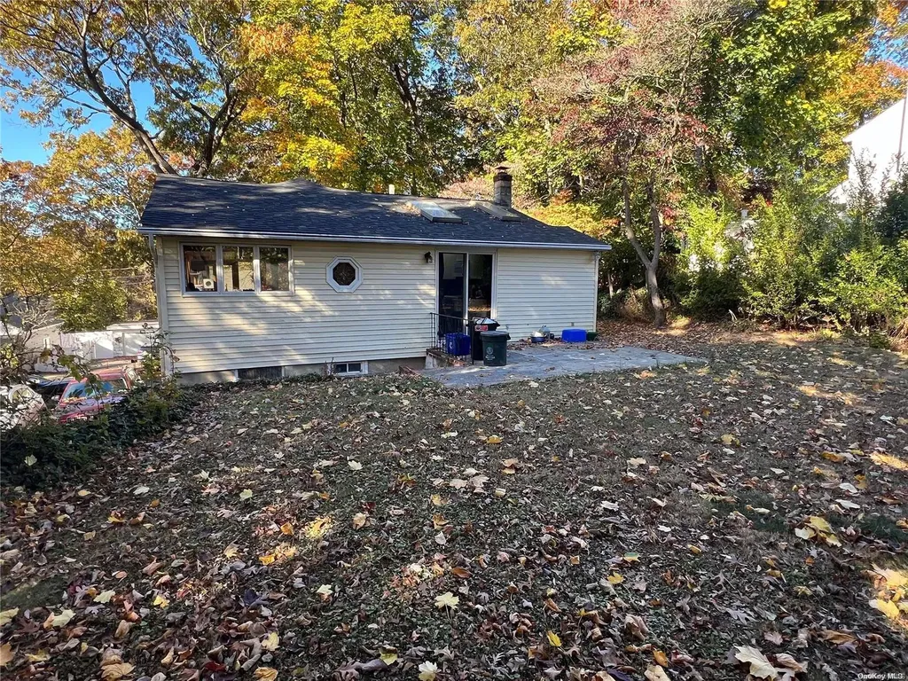 11 Waterville Drive Sound Beach NY 11789