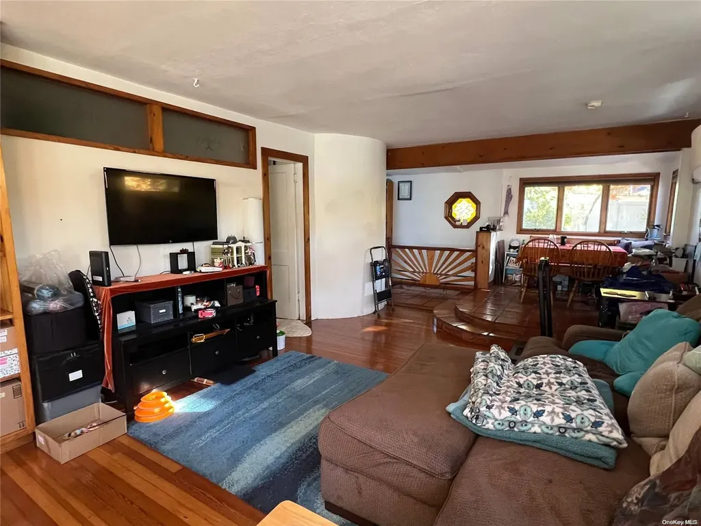 11 Waterville Drive Sound Beach NY 11789