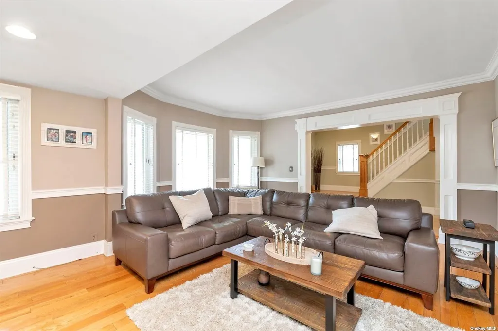 67 Gregory Avenue Merrick NY 11566