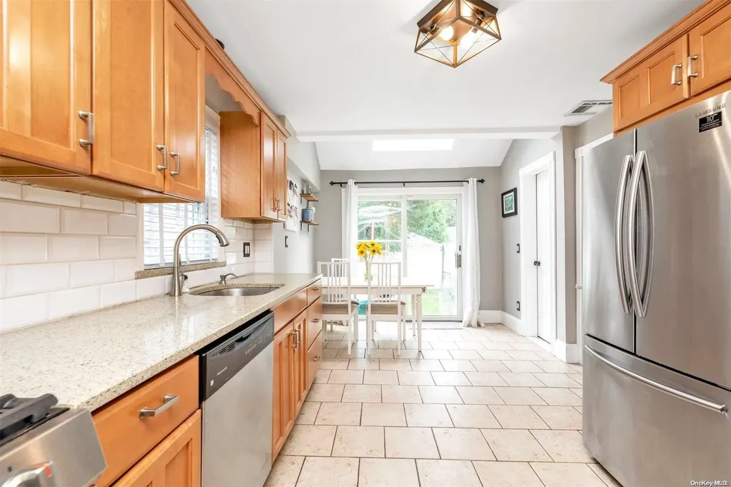 67 Gregory Avenue Merrick NY 11566