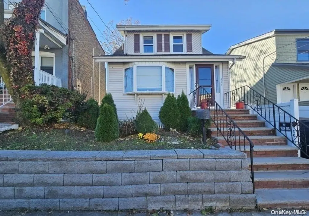 414 Castleton Avenue Staten Island NY 10301