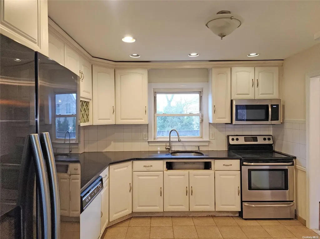 950 Washington Street Baldwin NY 11510