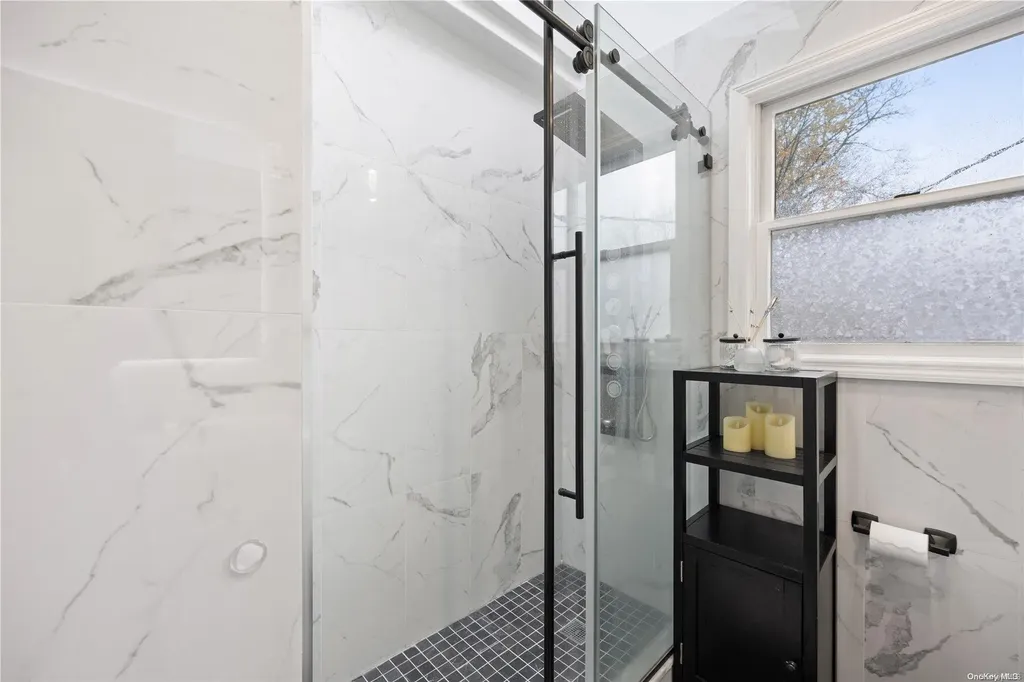 73 Central Park Road Plainview NY 11803