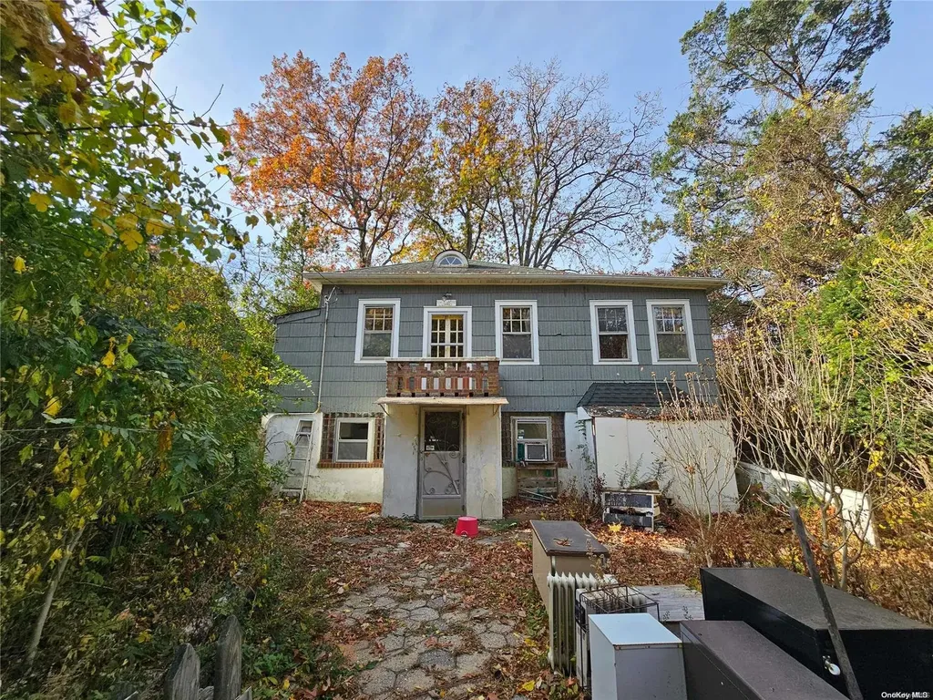 60 Sunburst Drive Rocky Point NY 11778