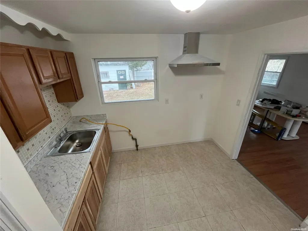 17 Anne Road Centereach NY 11720