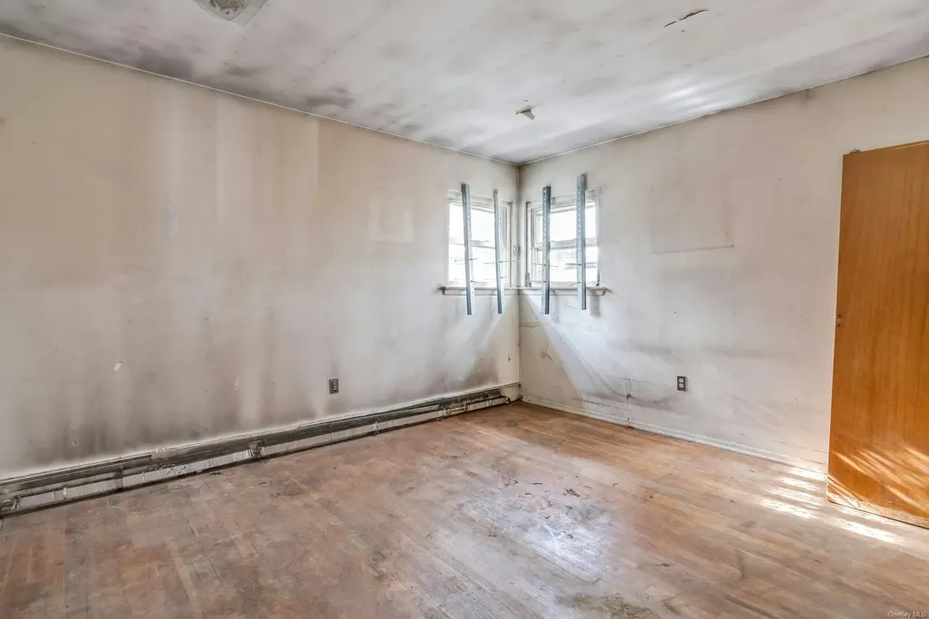 133 S 7th Street Bethpage NY 11714