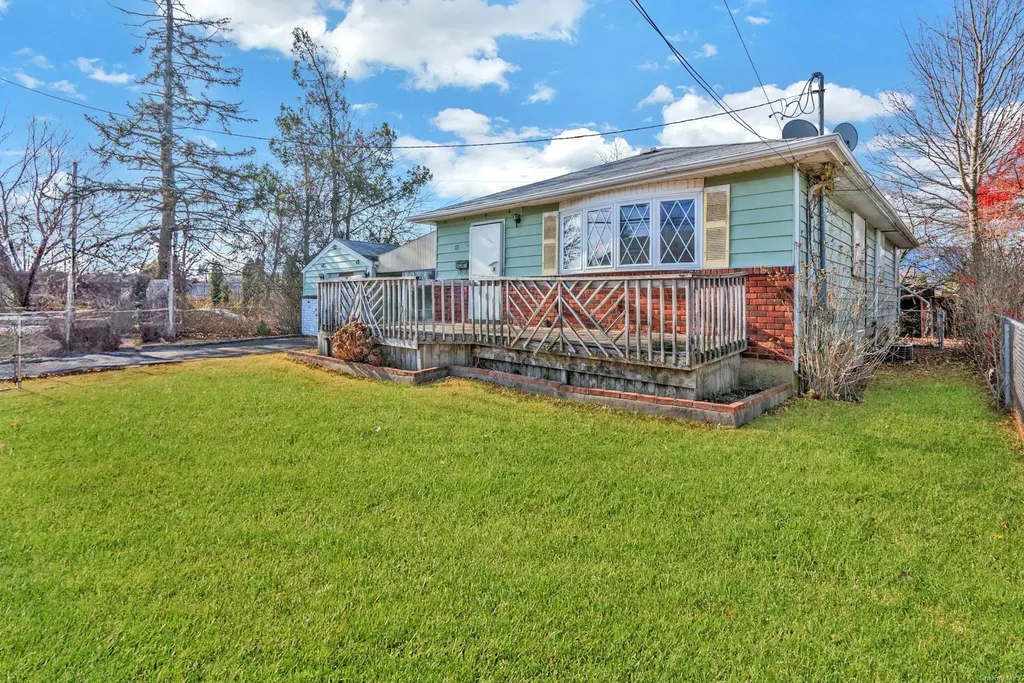 133 S 7th Street Bethpage NY 11714