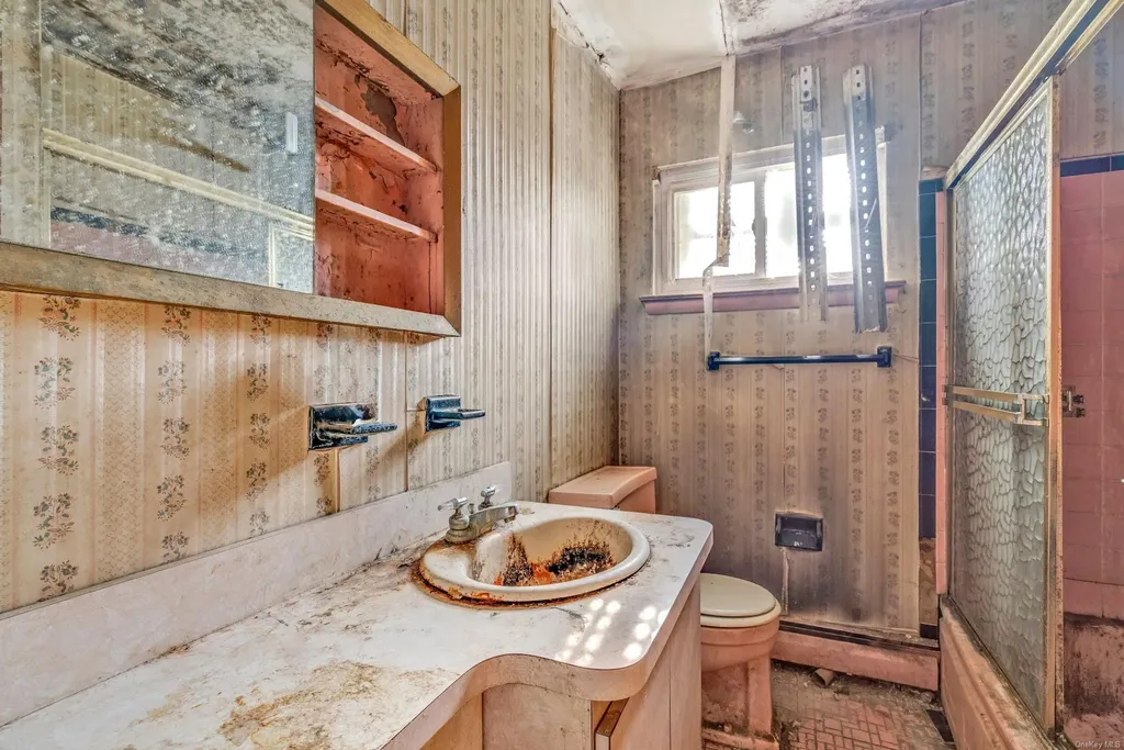 133 S 7th Street Bethpage NY 11714