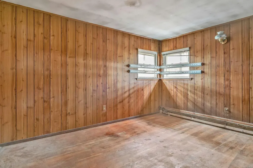 133 S 7th Street Bethpage NY 11714