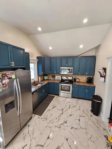 1036 Wilson Boulevard Babylon NY 11722