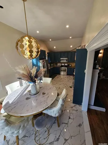 1036 Wilson Boulevard Babylon NY 11722