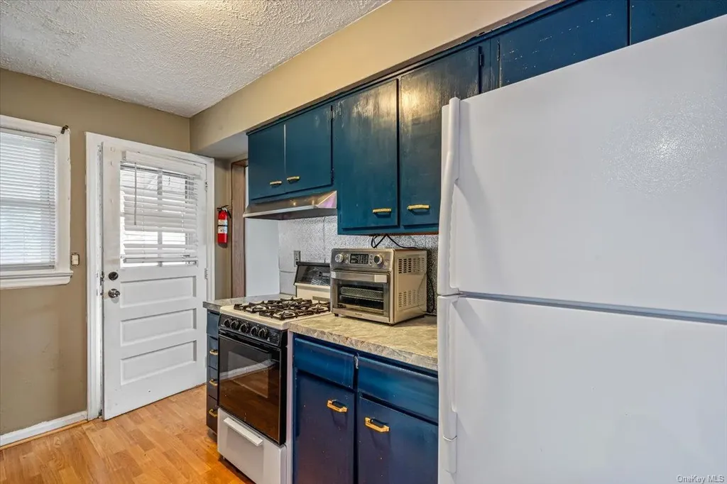 139 Page Avenue Yonkers NY 10704
