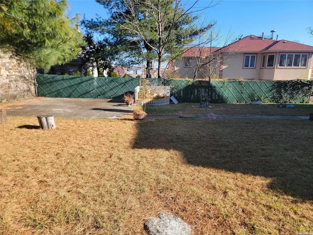 139 Page Avenue Yonkers NY 10704