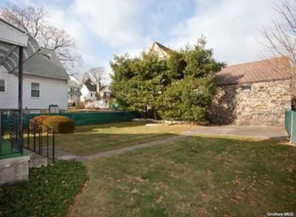 139 Page Avenue Yonkers NY 10704