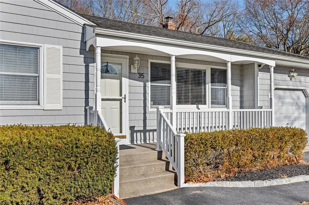35 Kilroy Drive Mastic NY 11950