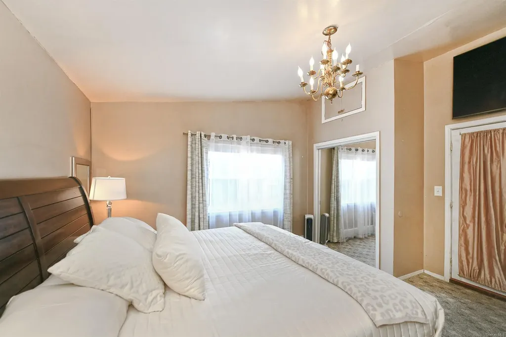 50 Jester Lane Levittown NY 11756