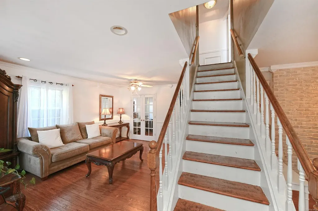 50 Jester Lane Levittown NY 11756