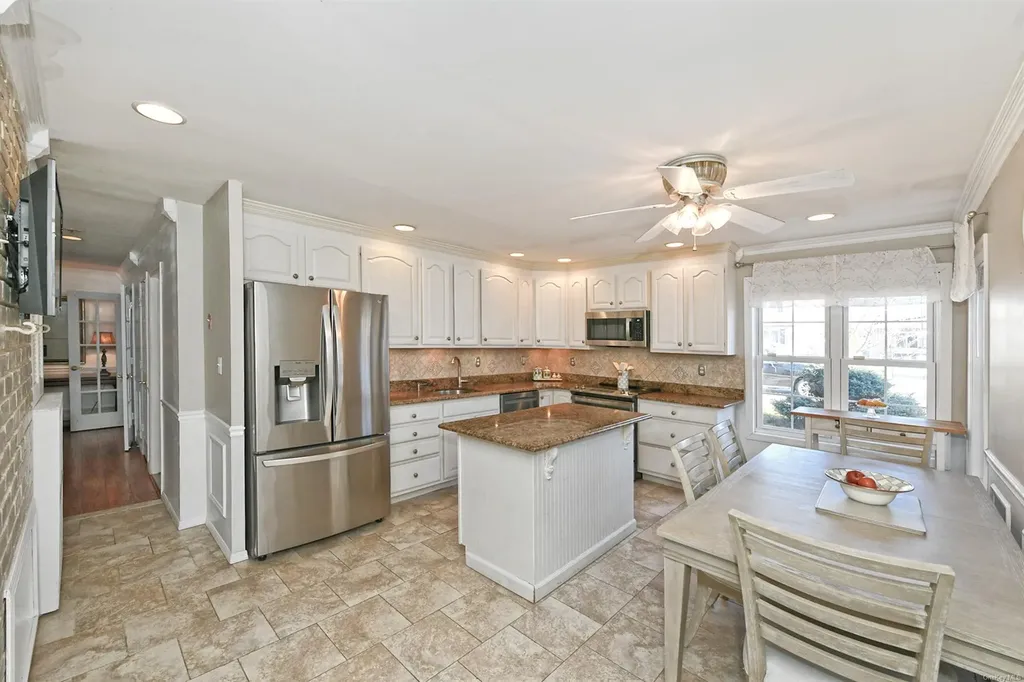50 Jester Lane Levittown NY 11756