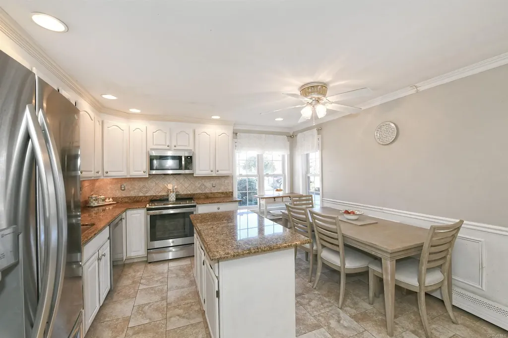 50 Jester Lane Levittown NY 11756