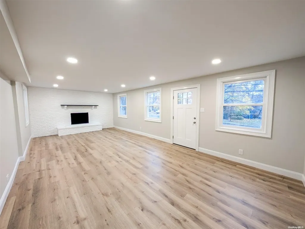 95 Steuben Boulevard Nesconset NY 11767