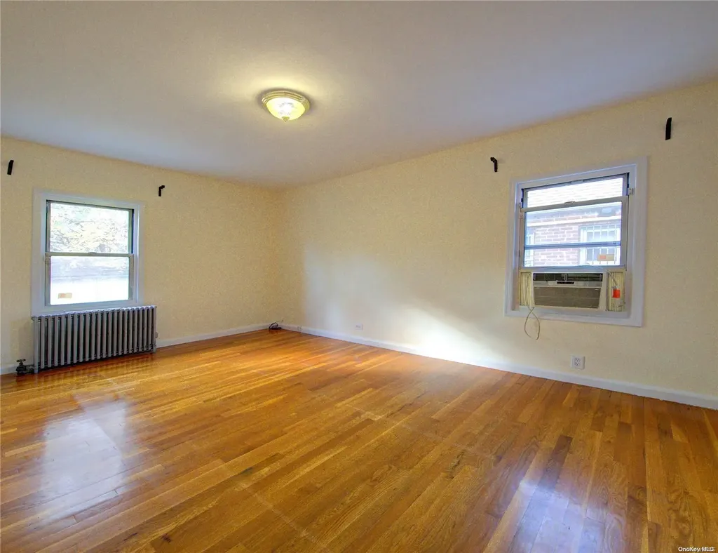 81-24 Commonwealth Boulevard Bellerose NY 11426