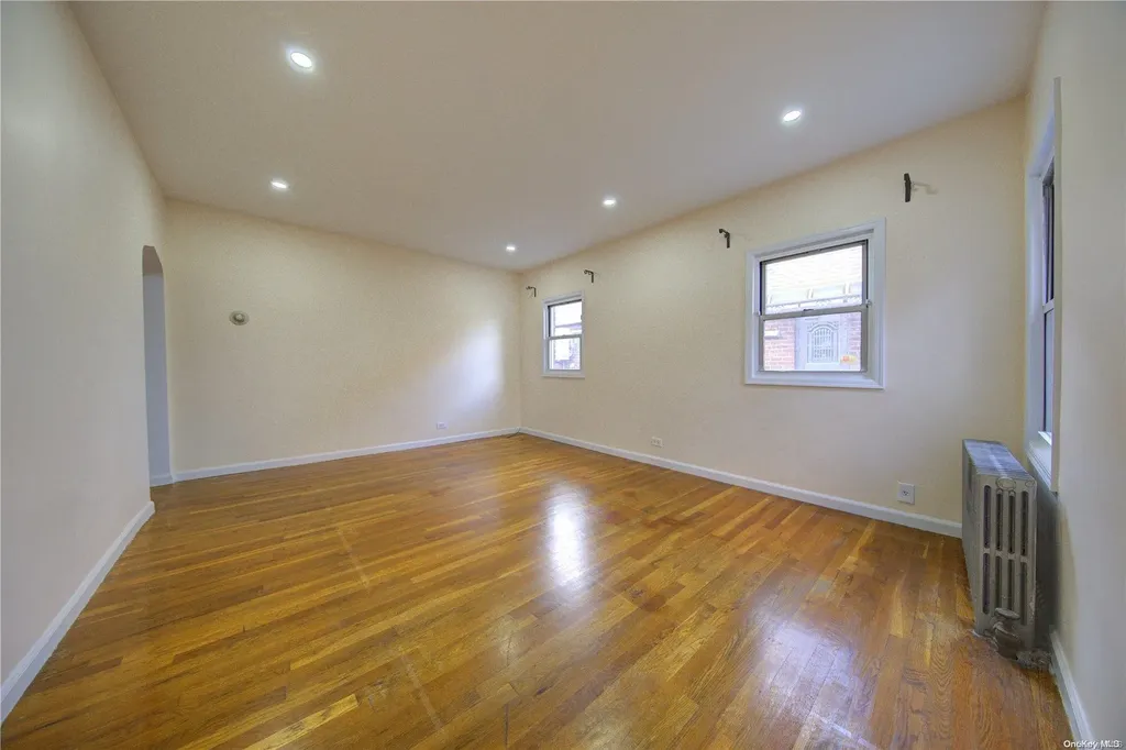 81-24 Commonwealth Boulevard Bellerose NY 11426