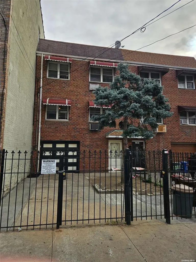 348 Bleecker Street Brooklyn NY 11237