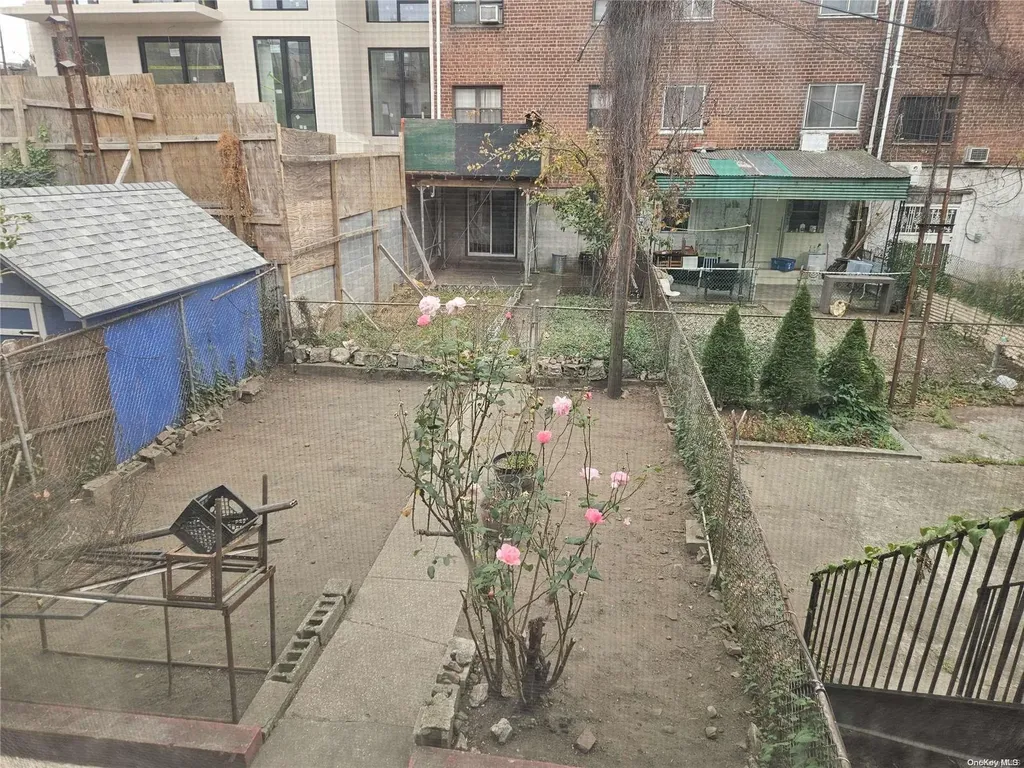 348 Bleecker Street Brooklyn NY 11237