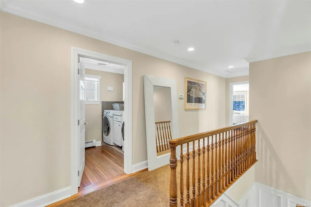 41 Lighthouse Road Babylon NY 11702