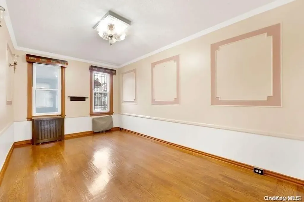 712 E 43rd Street Brooklyn NY 11203
