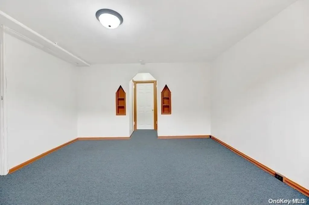 712 E 43rd Street Brooklyn NY 11203