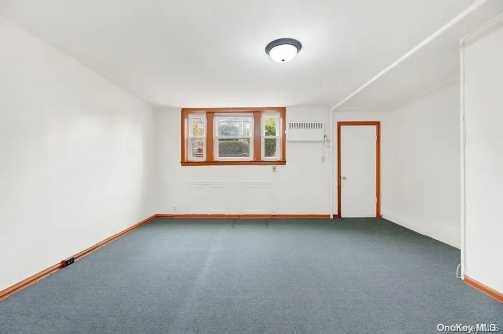 712 E 43rd Street Brooklyn NY 11203
