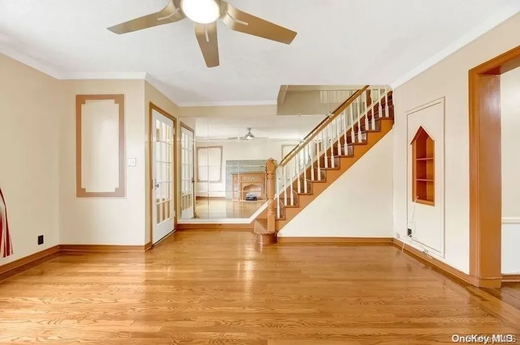 712 E 43rd Street Brooklyn NY 11203