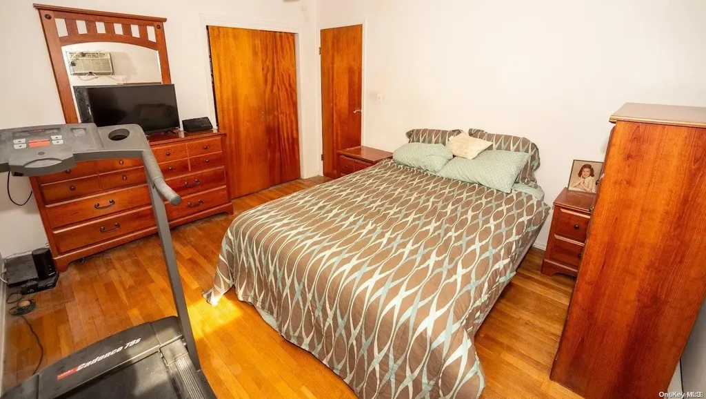 155 9th Street Bethpage NY 11714