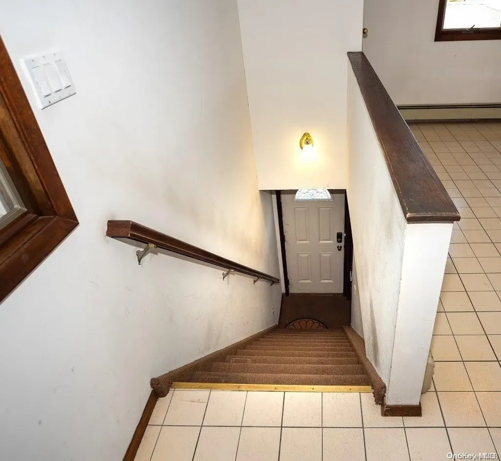 155 9th Street Bethpage NY 11714