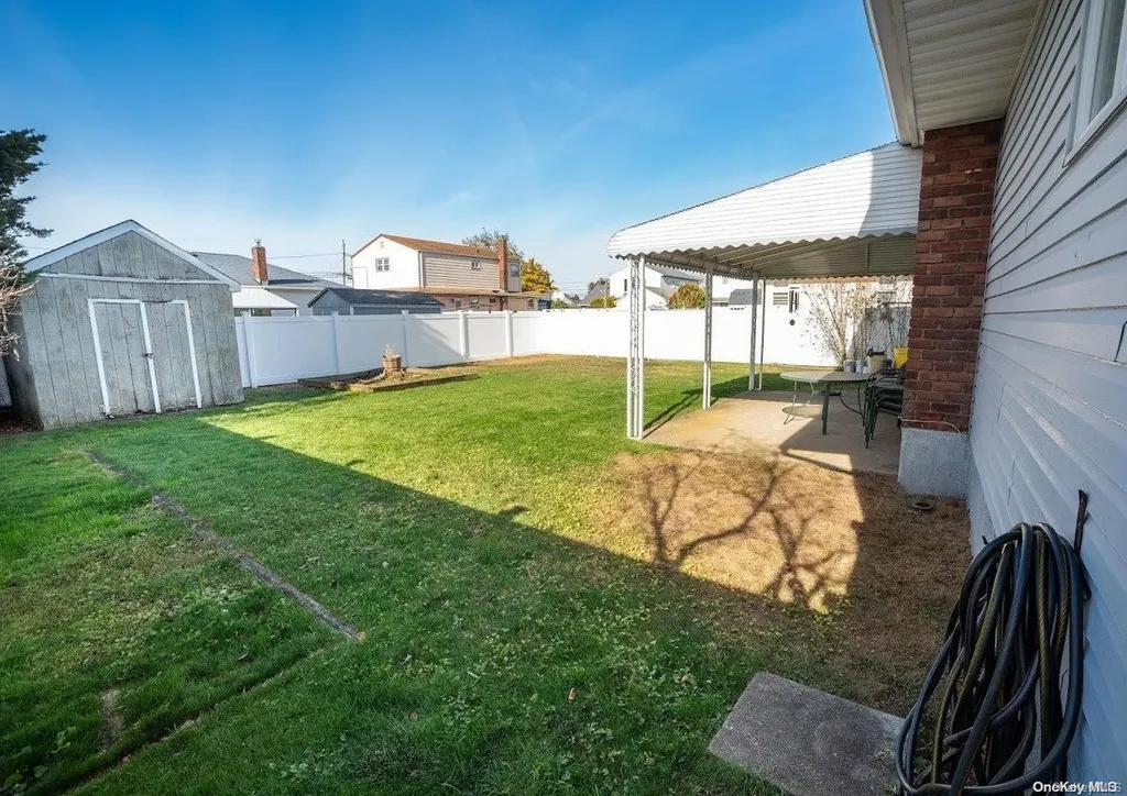 155 9th Street Bethpage NY 11714