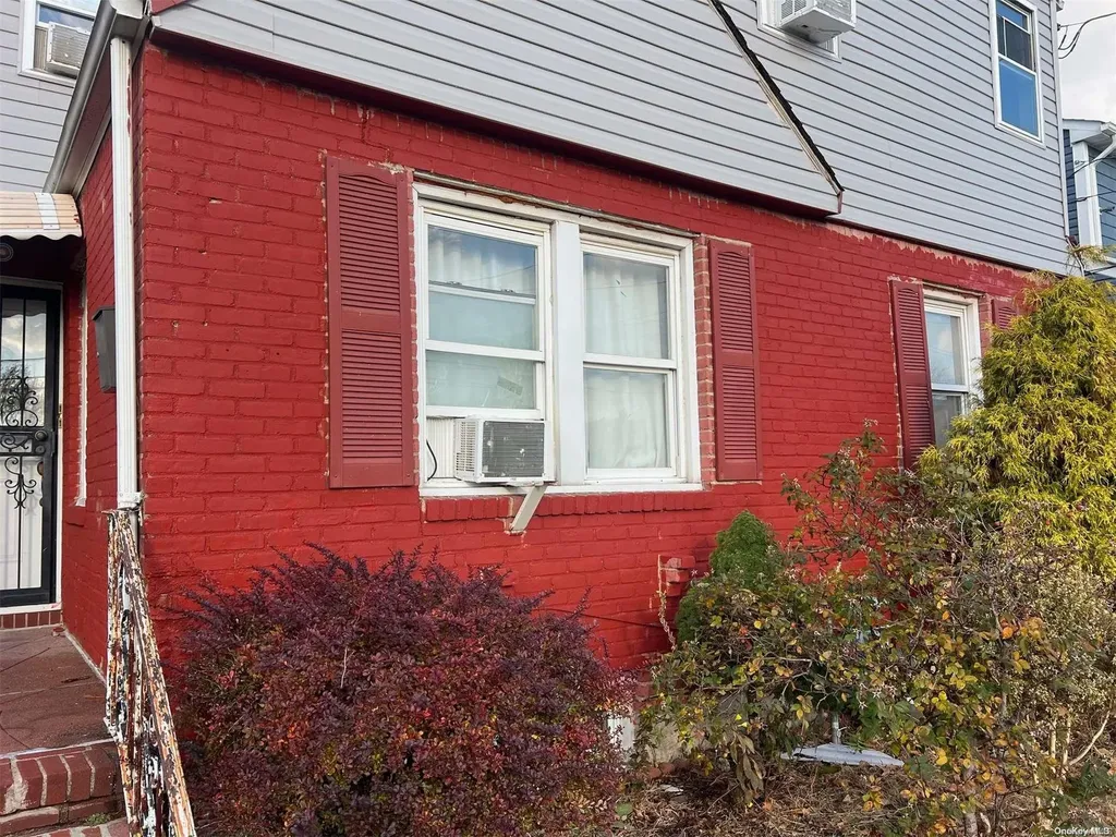 45 Saint Johns Avenue Valley Stream NY 11580