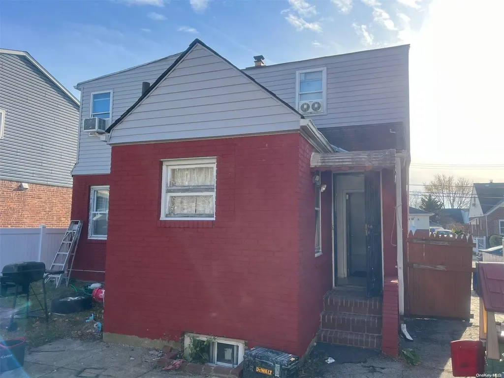 45 Saint Johns Avenue Valley Stream NY 11580
