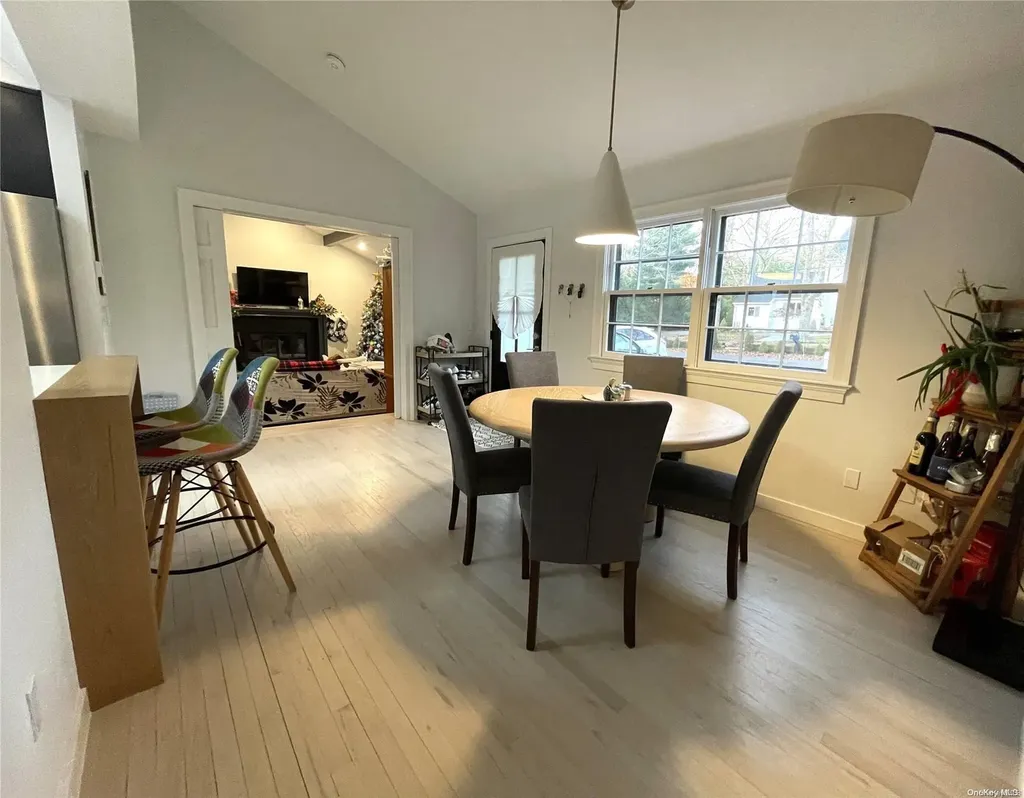51 Cedar Ridge Drive East Hampton NY 11937