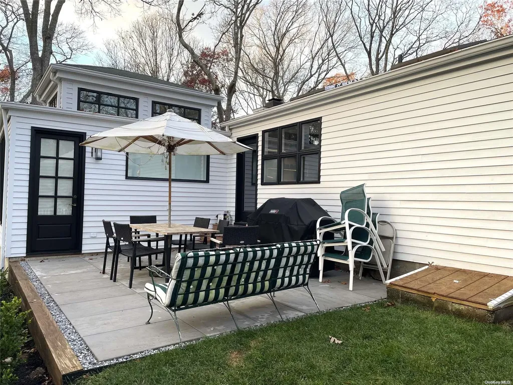 51 Cedar Ridge Drive East Hampton NY 11937
