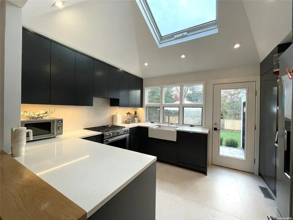 51 Cedar Ridge Drive East Hampton NY 11937