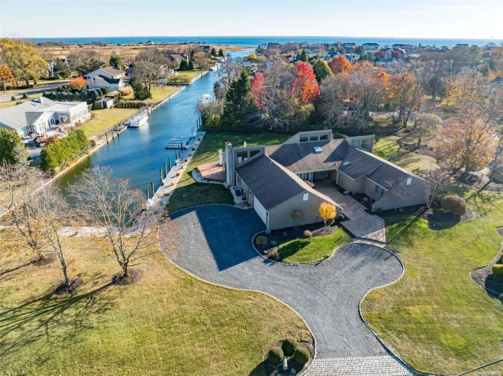 51 The Helm East Islip NY 11730