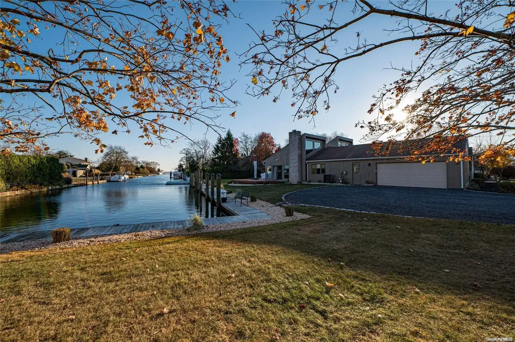 51 The Helm East Islip NY 11730