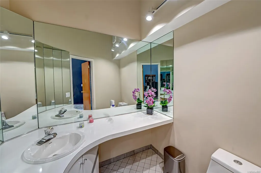 51 The Helm East Islip NY 11730