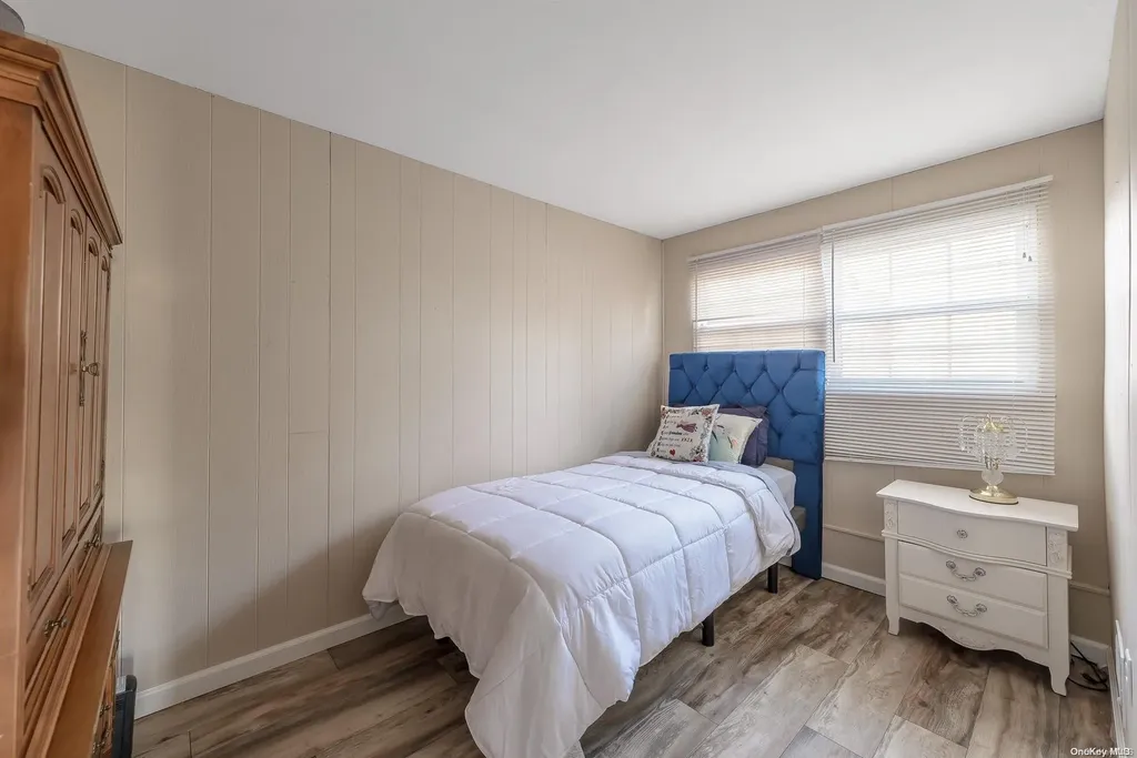 15 Codman Street Brentwood NY 11717