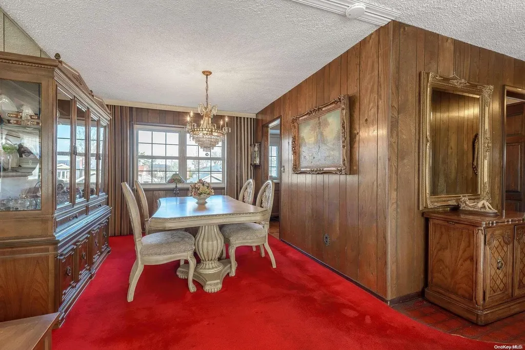 15 Codman Street Brentwood NY 11717