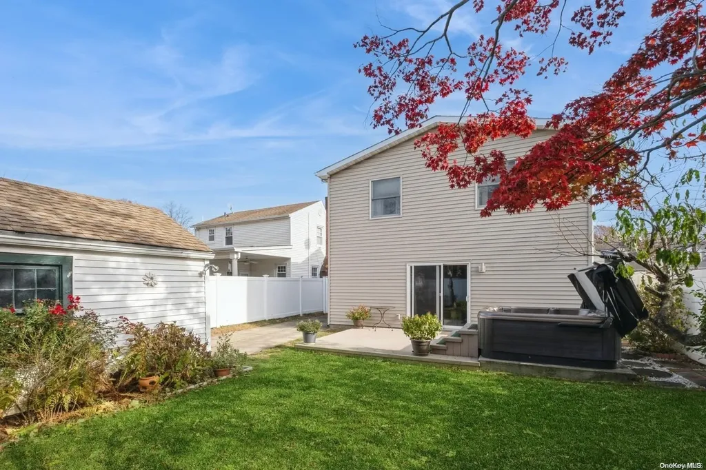 2462 Loft Avenue Baldwin NY 11510