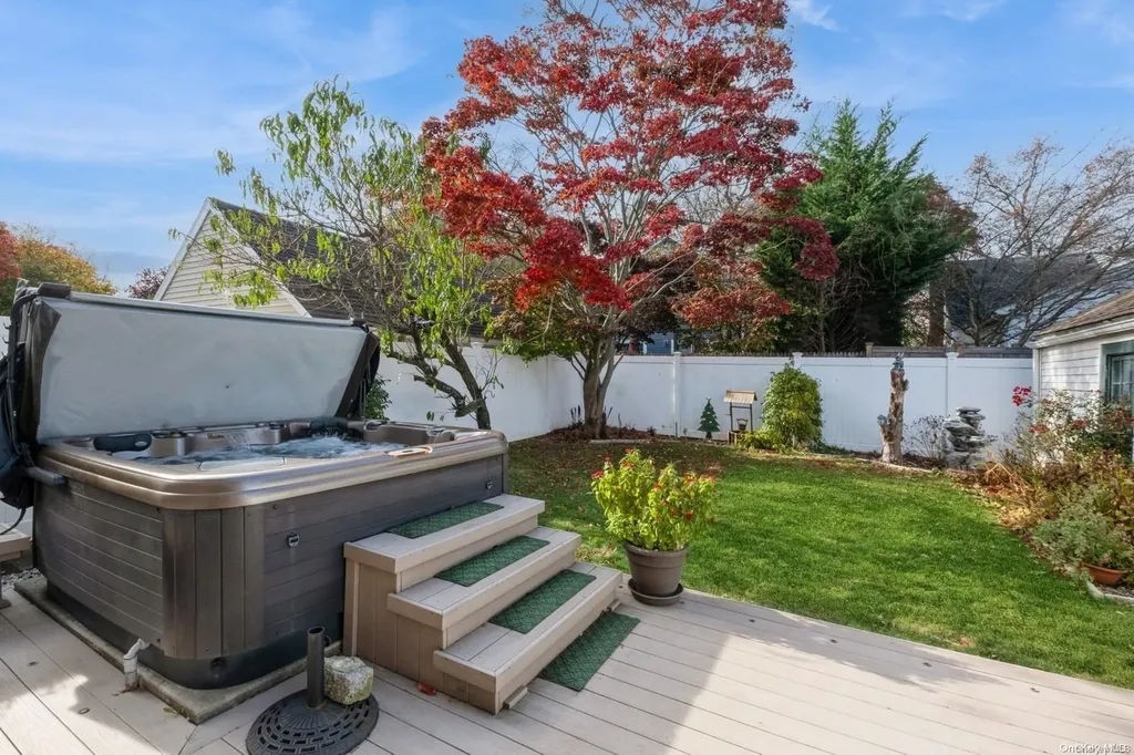 2462 Loft Avenue Baldwin NY 11510