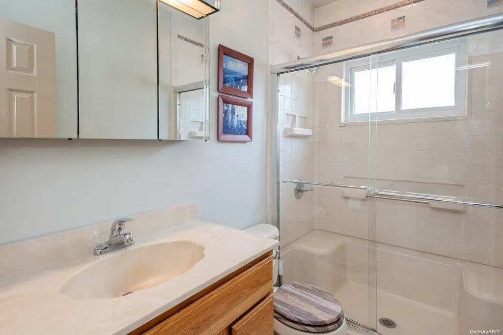 2462 Loft Avenue Baldwin NY 11510