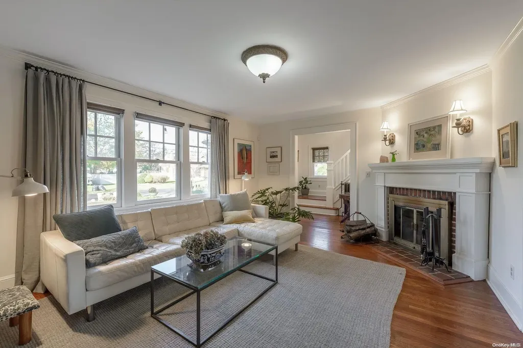 1325 Potter Boulevard Bay Shore NY 11706